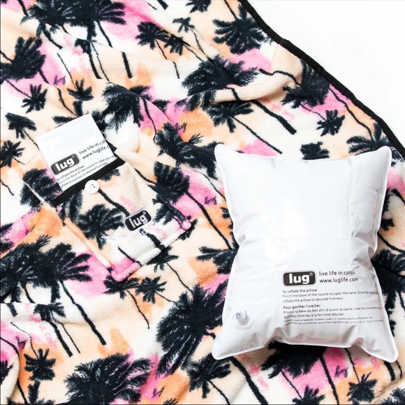 lug Accessories Lug Travel Nap Sac Blanket Pillow Travel Set In Palm Sunset New With Tags